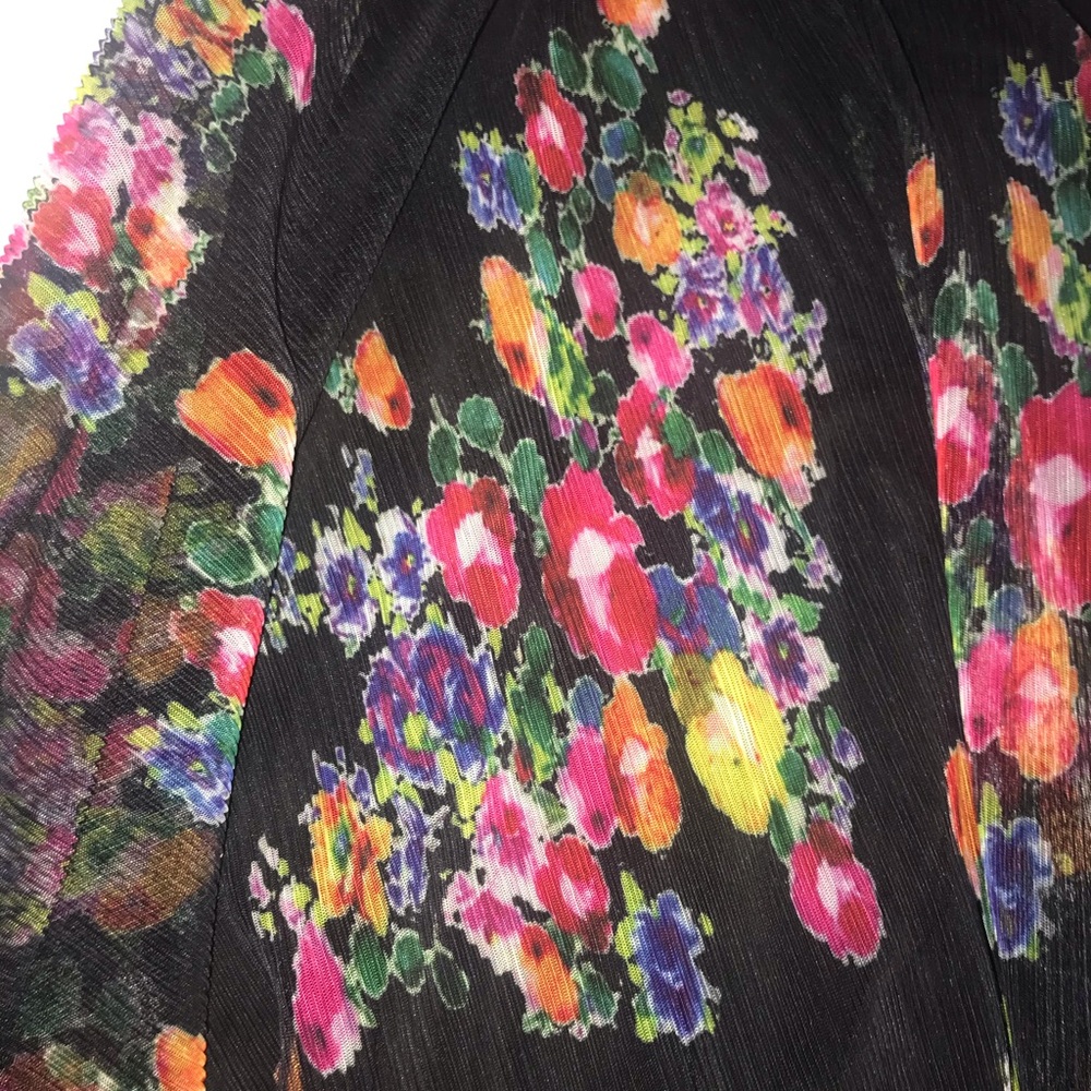 Michael Costello x Revolve Gown - Picture 4 of 4